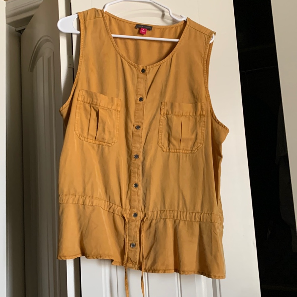 Vince Camuto blouse